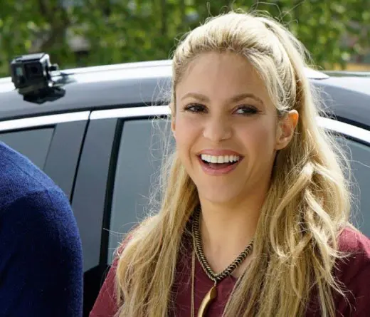 Shakira se subi al Carpool Karaoke y cant temas de The Cramberries. Mir un adelanto.